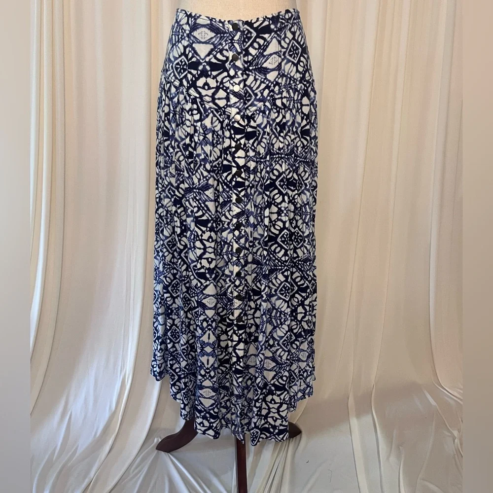 Free People Lovers Dream Batik Print Snap Front Midi Peasant Skirt